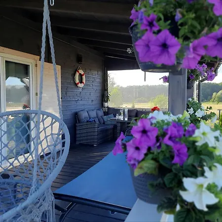 Nyaraló Lawendowe Wzgorze Na Wylacznosc Z Jacuzzi I Klimatyzacja Mielenko