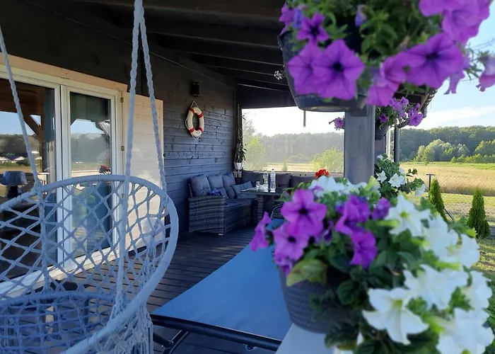 Holiday home Lawendowe Wzgorze Na Wylacznosc Z Jacuzzi I Klimatyzacja Mielenko