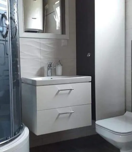 Lawendowe Wzgorze Na Wylacznosc Z Jacuzzi I Klimatyzacja Mielenko