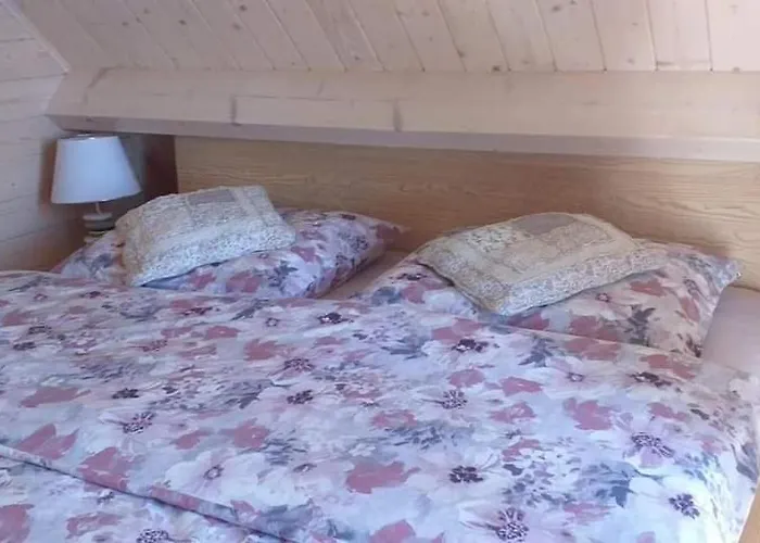 Holiday home Lawendowe Wzgorze Na Wylacznosc Z Jacuzzi I Klimatyzacja Mielenko